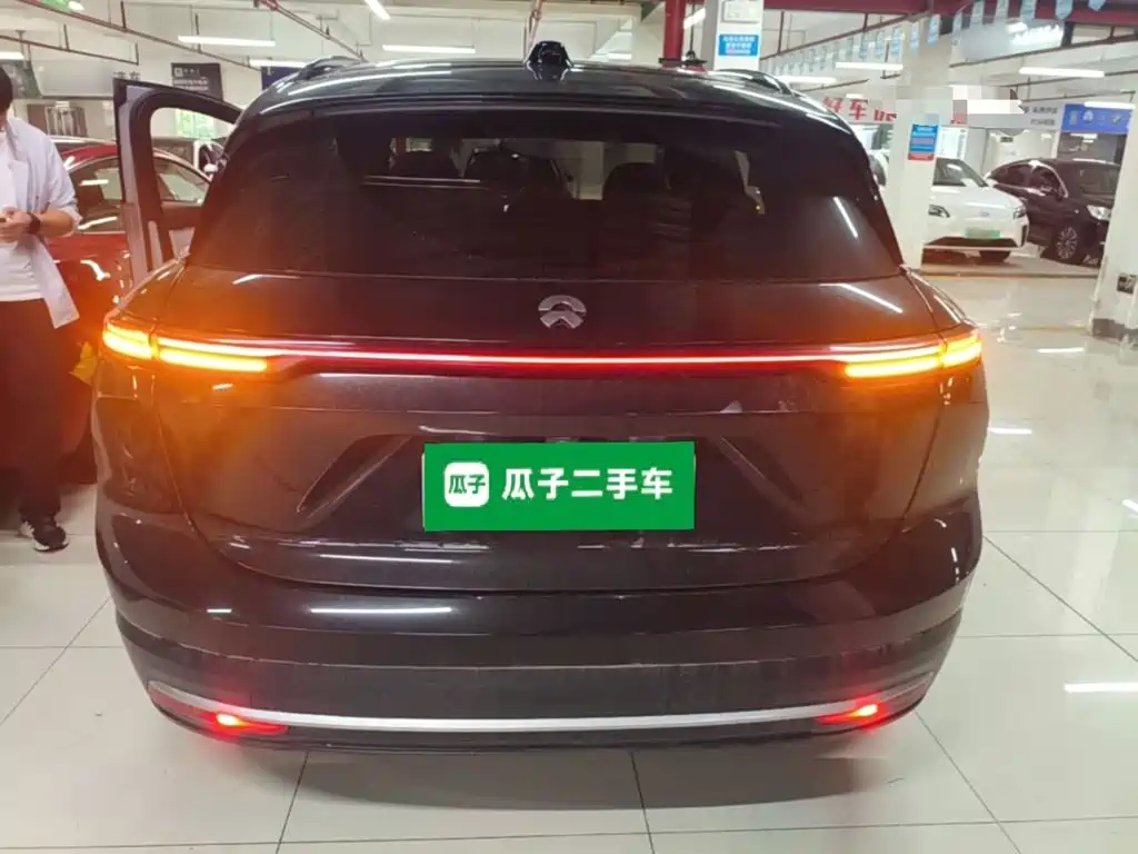 NIO ES6 — миниатюра 6
