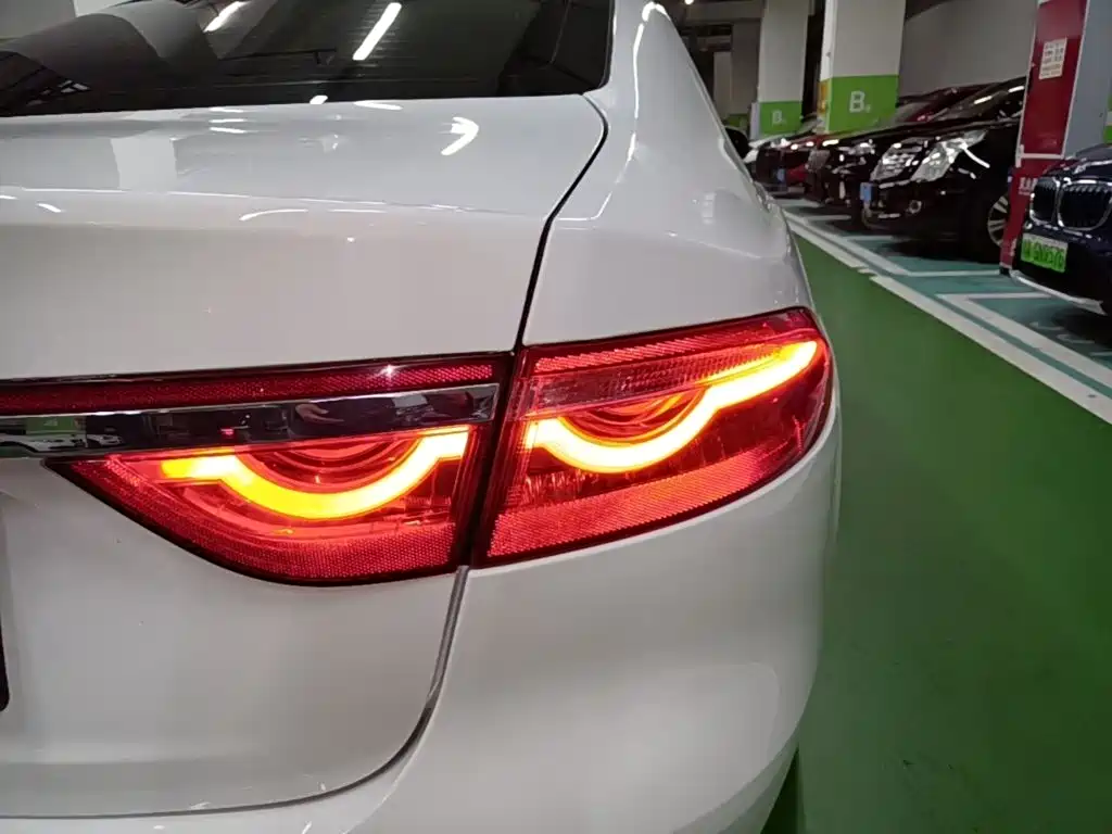 Jaguar XFL 2017 XFL 2.0T 240PS Luxury