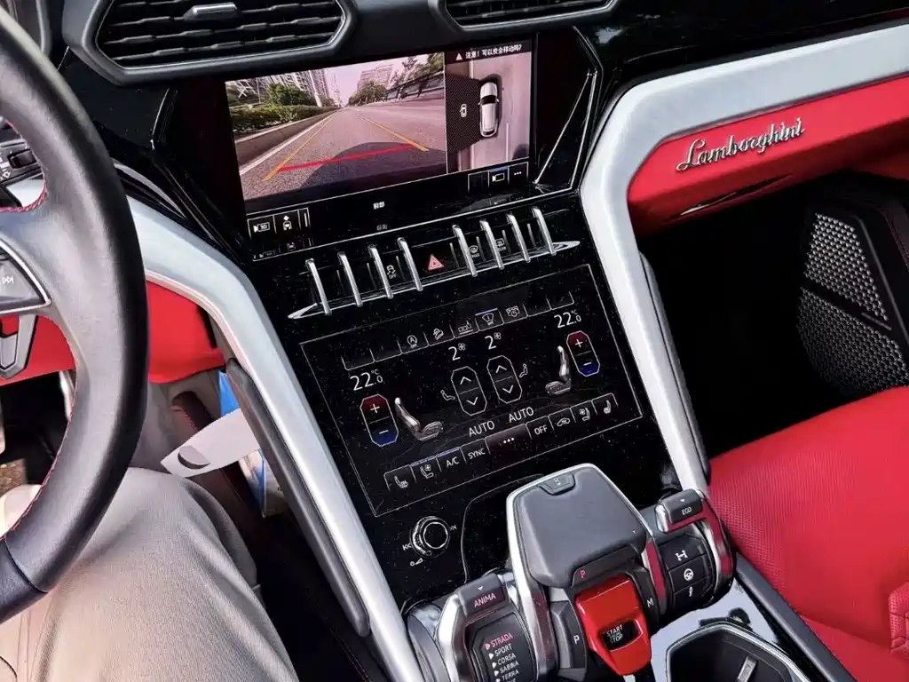 Lamborghini Urus — миниатюра 4