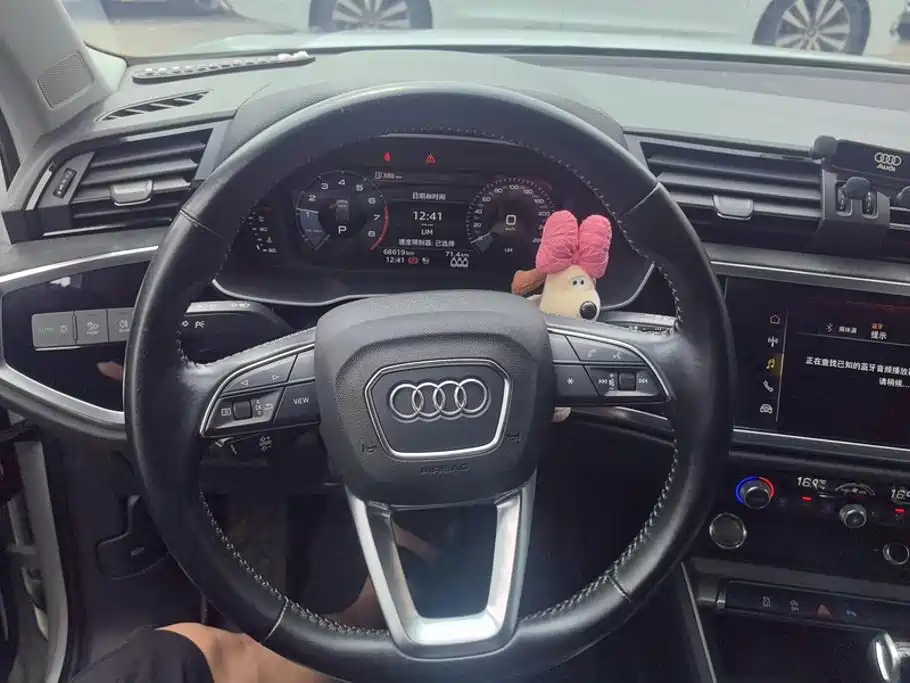 Audi Q3 — миниатюра 15