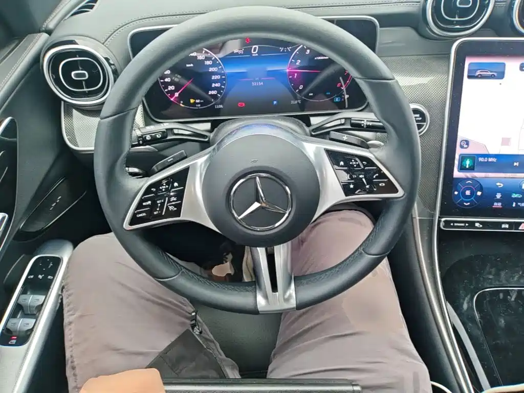 Mercedes-Benz GLC — миниатюра 11