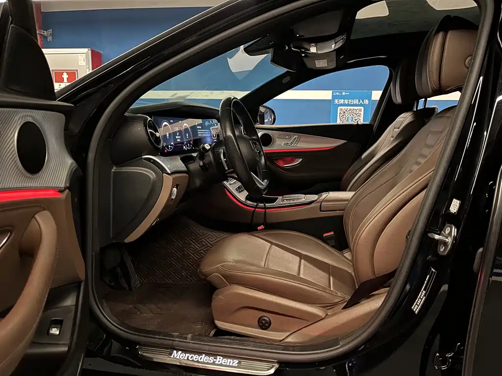 Mercedes-Benz E-Class — миниатюра 10