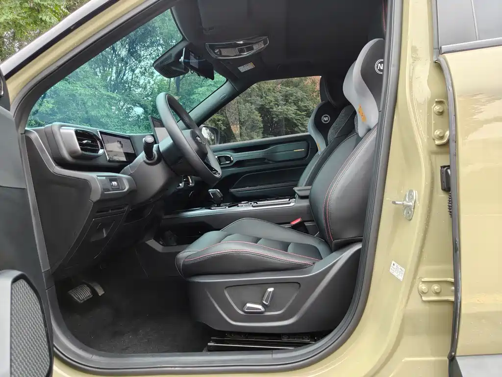 Geely Cowboy — миниатюра 4