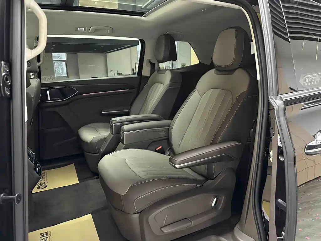 Volkswagen Viloran — миниатюра 12