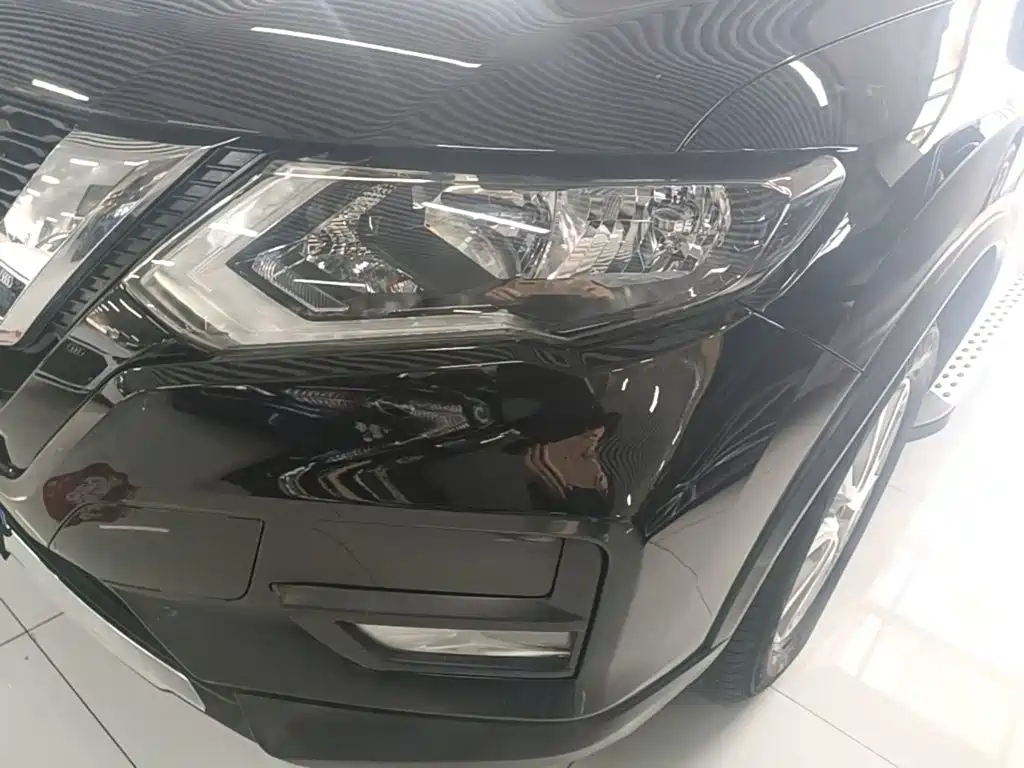 Nissan X-Trail — миниатюра 24