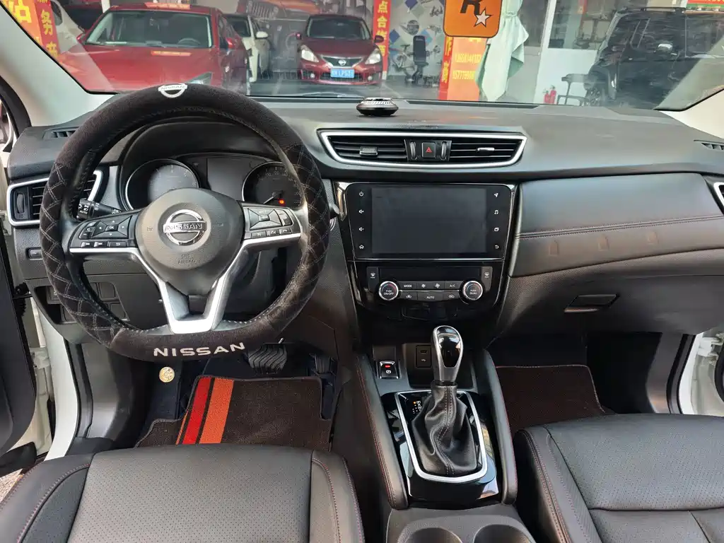Nissan Qashqai — миниатюра 13