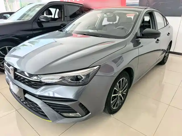 2023 Roewe i5