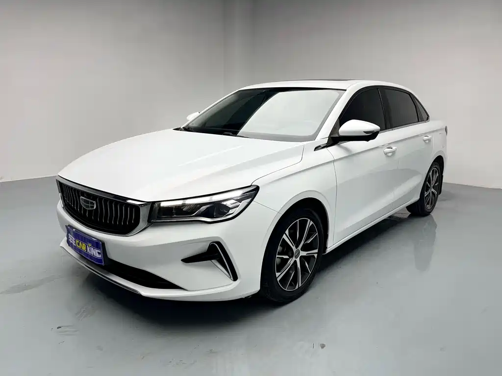 Geely Emgrand 2022