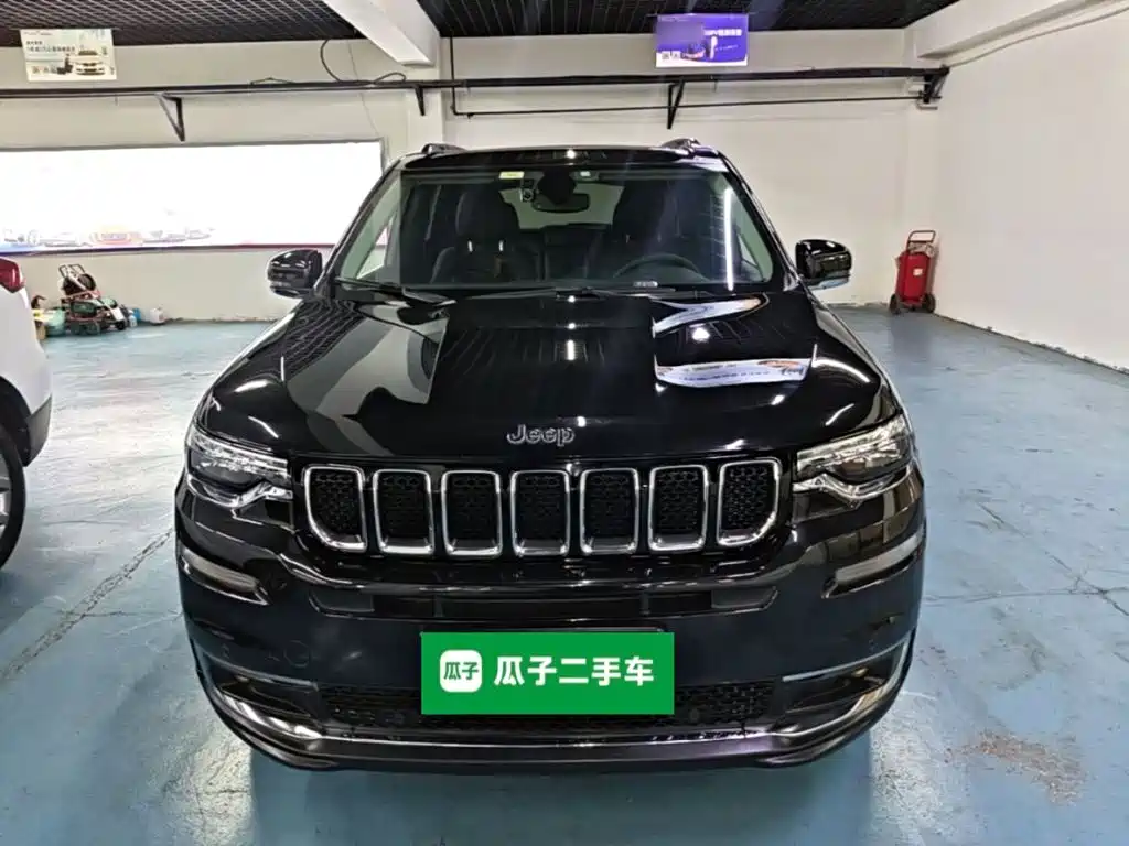 Jeep Grand Commander — миниатюра 3