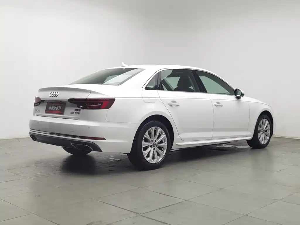 Audi A4L — миниатюра 2