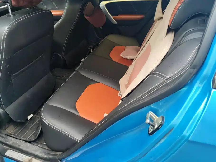 Geely Emgrand — миниатюра 11