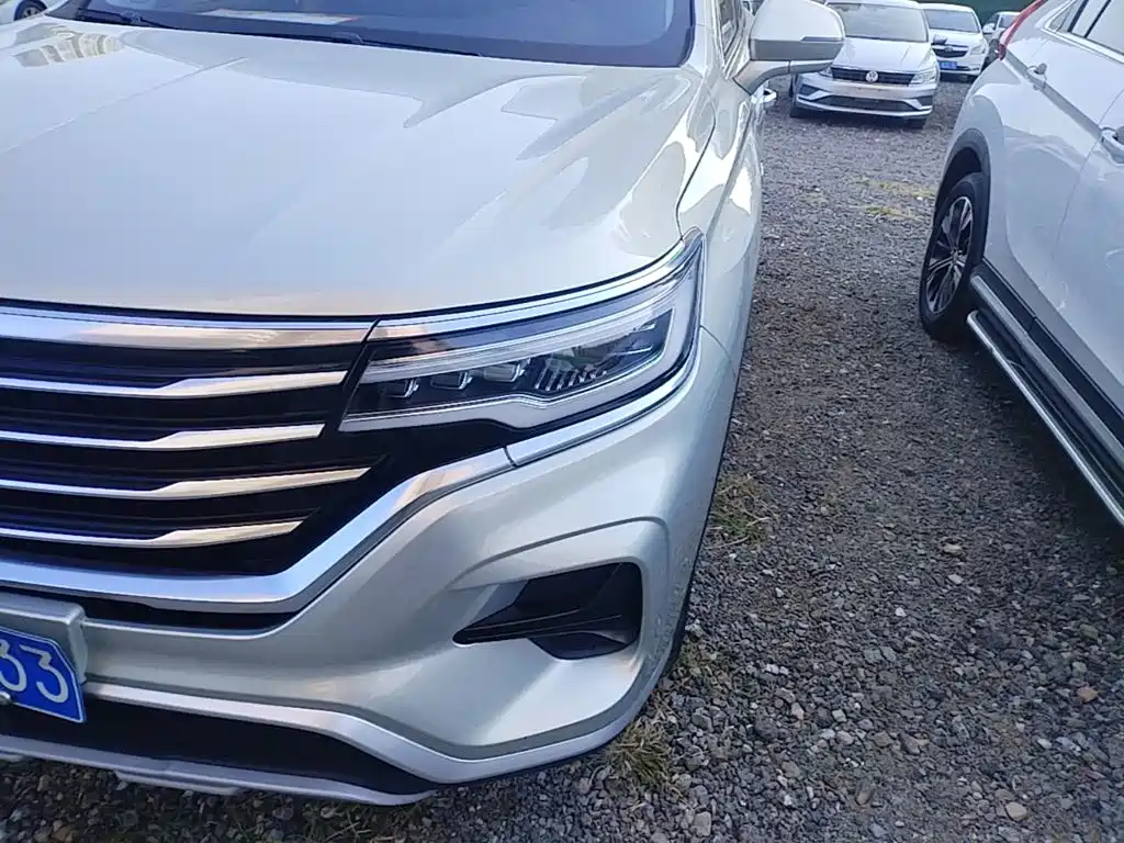 Roewe RX5 MAX — миниатюра 24