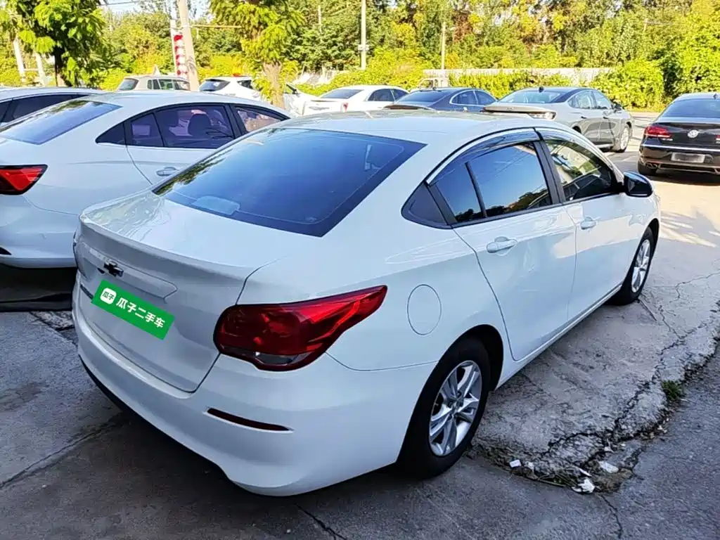 Chevrolet Cavalier — миниатюра 7