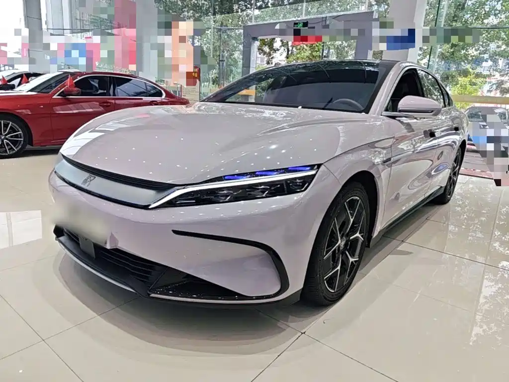 BYD Han — миниатюра 2