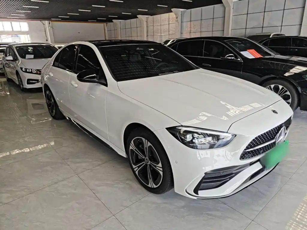 Mercedes-Benz C-Class — миниатюра 4