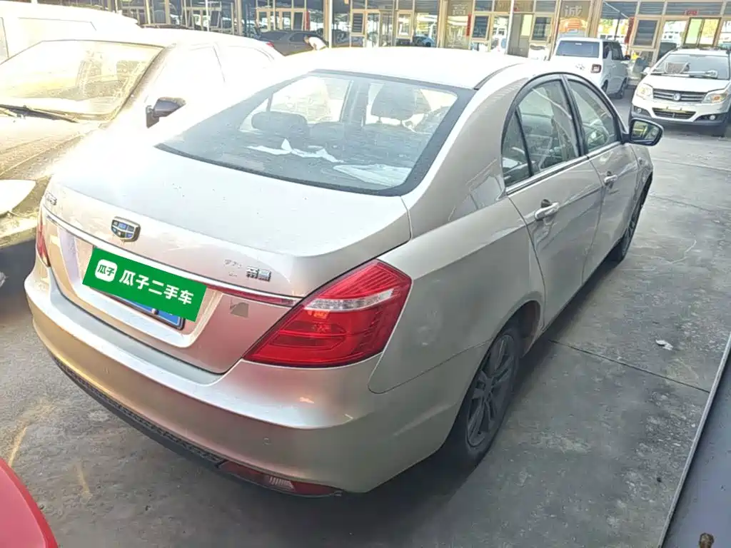 Geely Emgrand — миниатюра 7