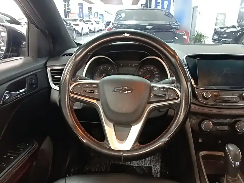Chevrolet Monza — миниатюра 11