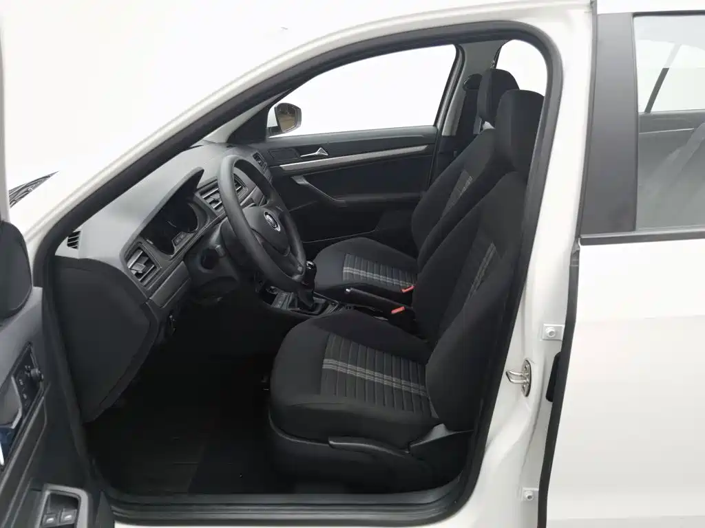 Volkswagen Lavida — миниатюра 10