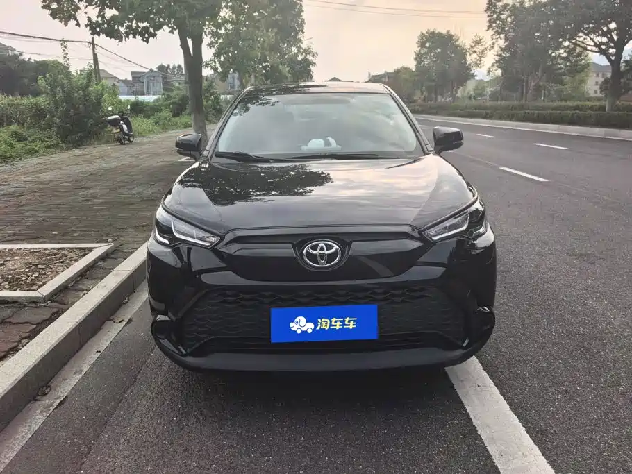 Toyota Frontlander — миниатюра 2