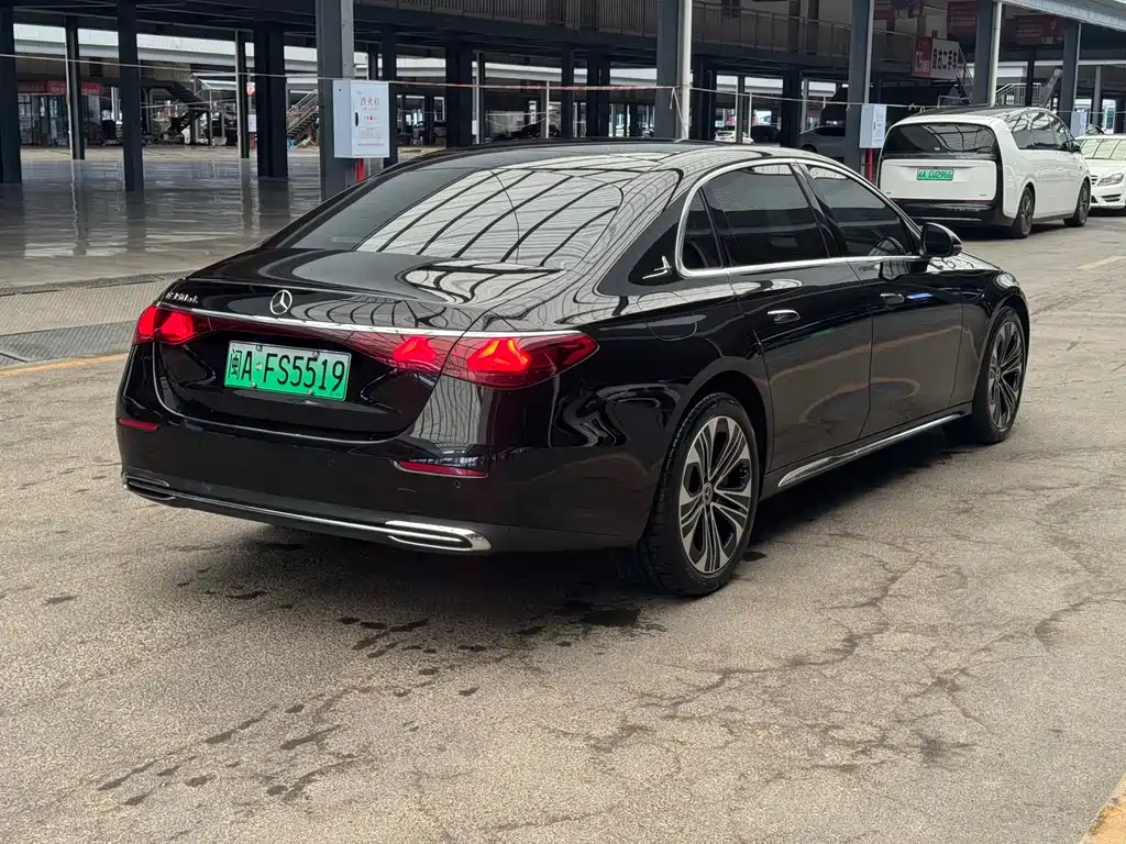 Mercedes-Benz E-Class New Energy — миниатюра 9