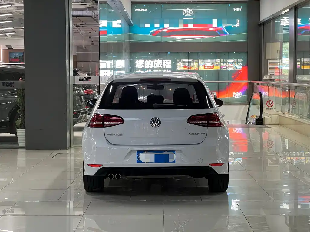 Volkswagen Golf — миниатюра 8