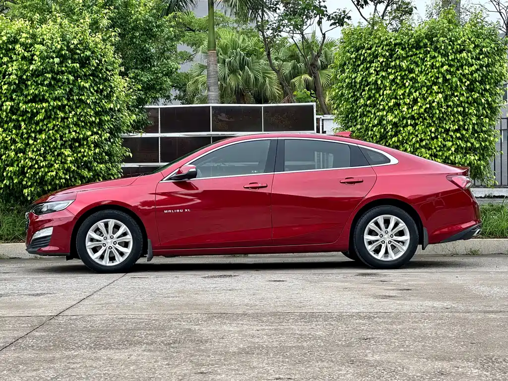 Chevrolet Malibu XL — миниатюра 7