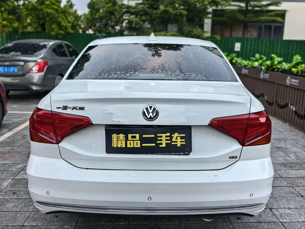 Volkswagen Jetta — миниатюра 11