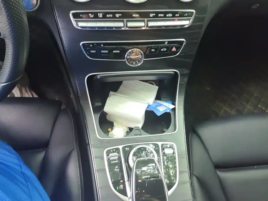 Mercedes-Benz C-Class — миниатюра 16