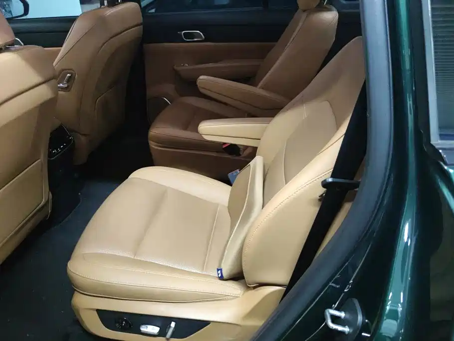 Li Auto Li ONE — миниатюра 11