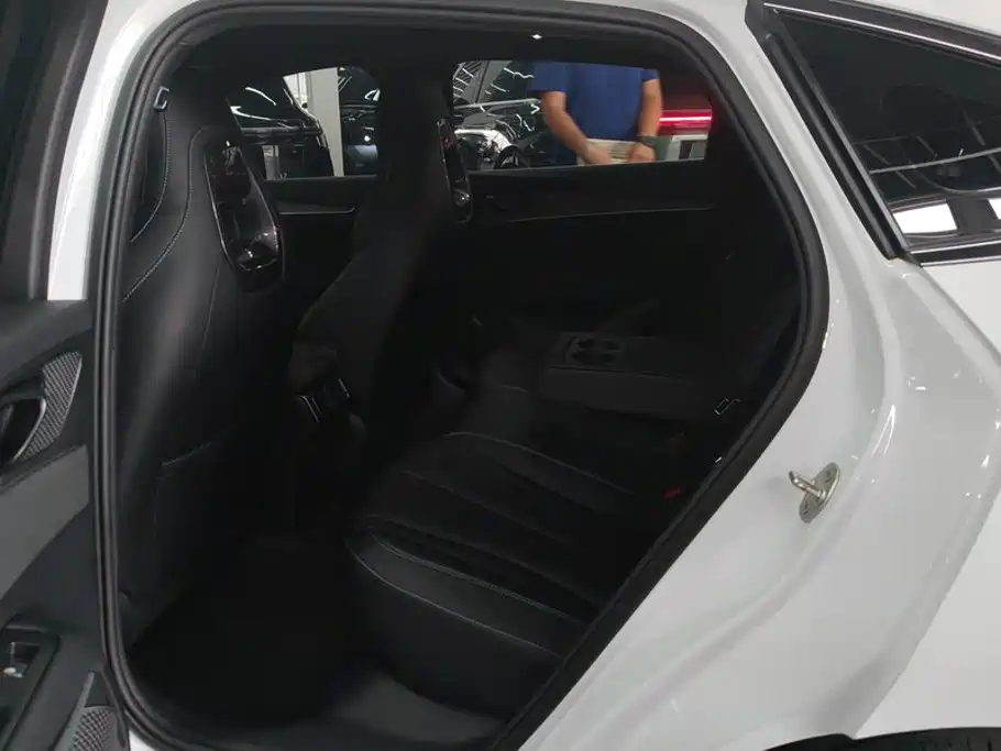 BYD Seal 06 — миниатюра 11