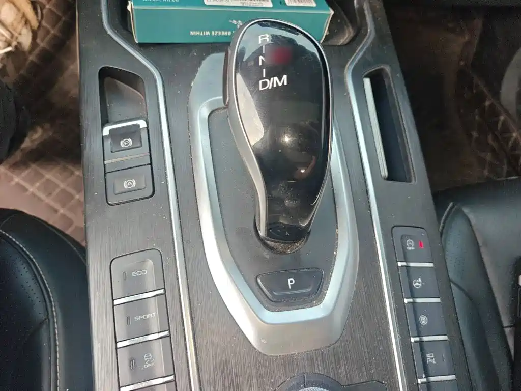 Wey Wey VV6 — миниатюра 7