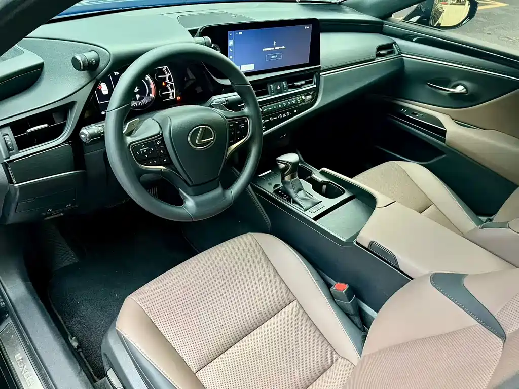 Lexus ES — миниатюра 6