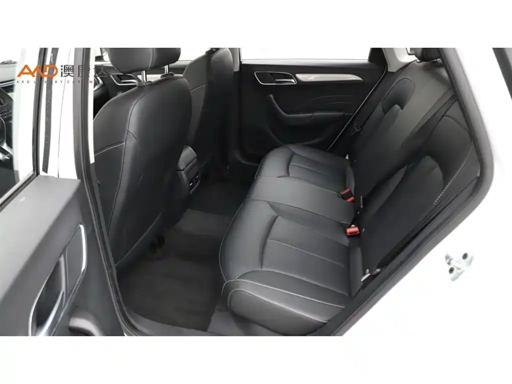 Roewe i6 New Energy — миниатюра 7