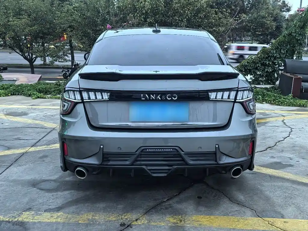 Lynk & Co 03 — миниатюра 13