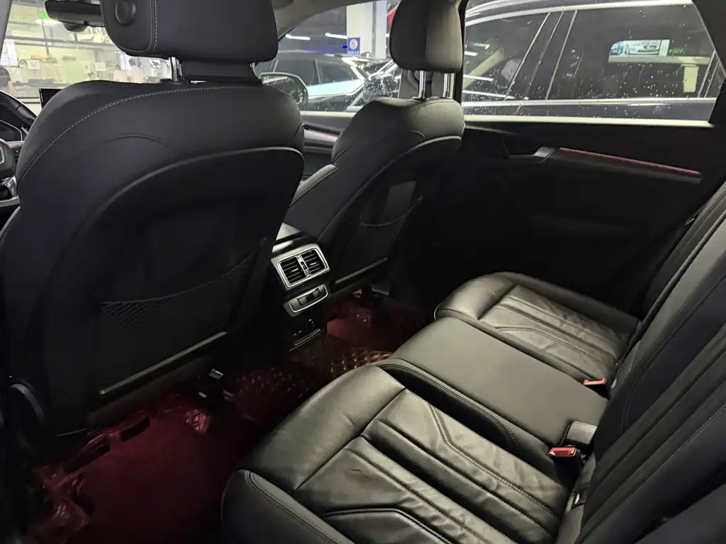 Audi Q5L — миниатюра 5