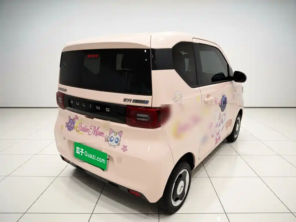 Wuling MINIEV — миниатюра 4