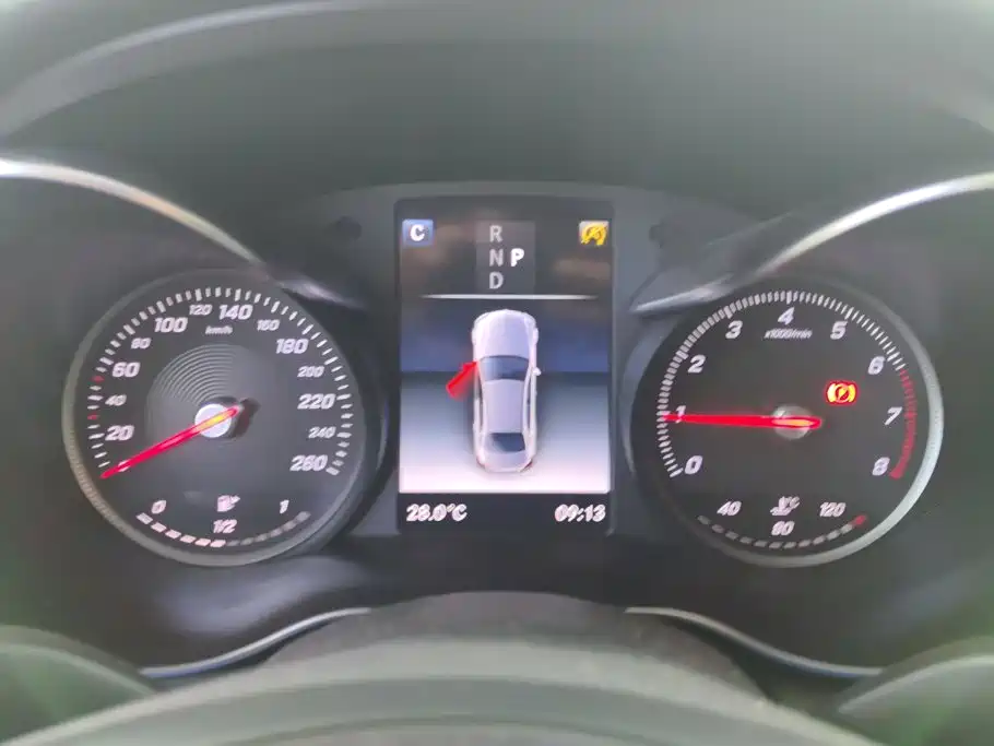 Mercedes-Benz C-Class — миниатюра 14
