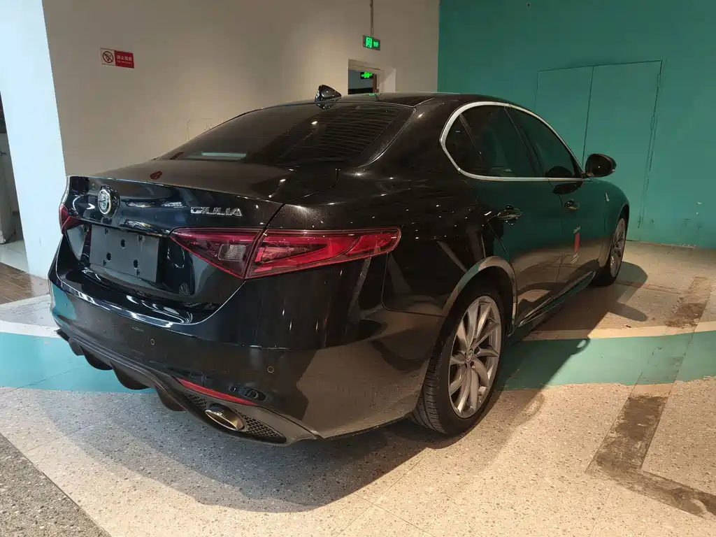 Alfa Romeo Giulia — миниатюра 15