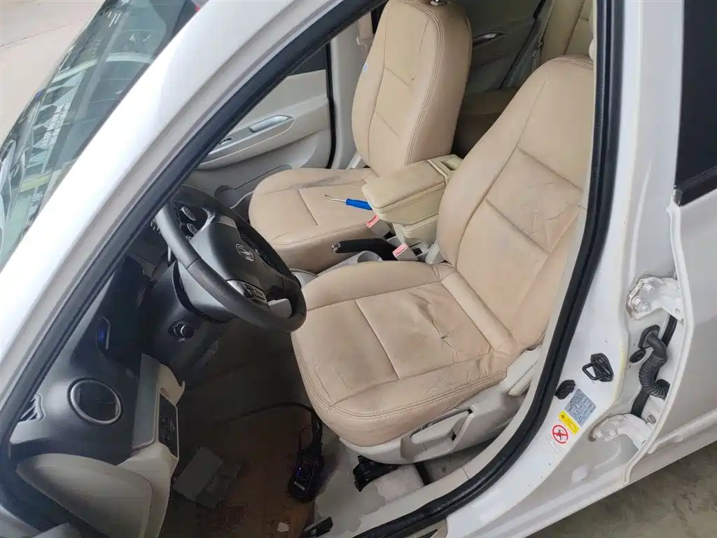 Changan V5 — миниатюра 15