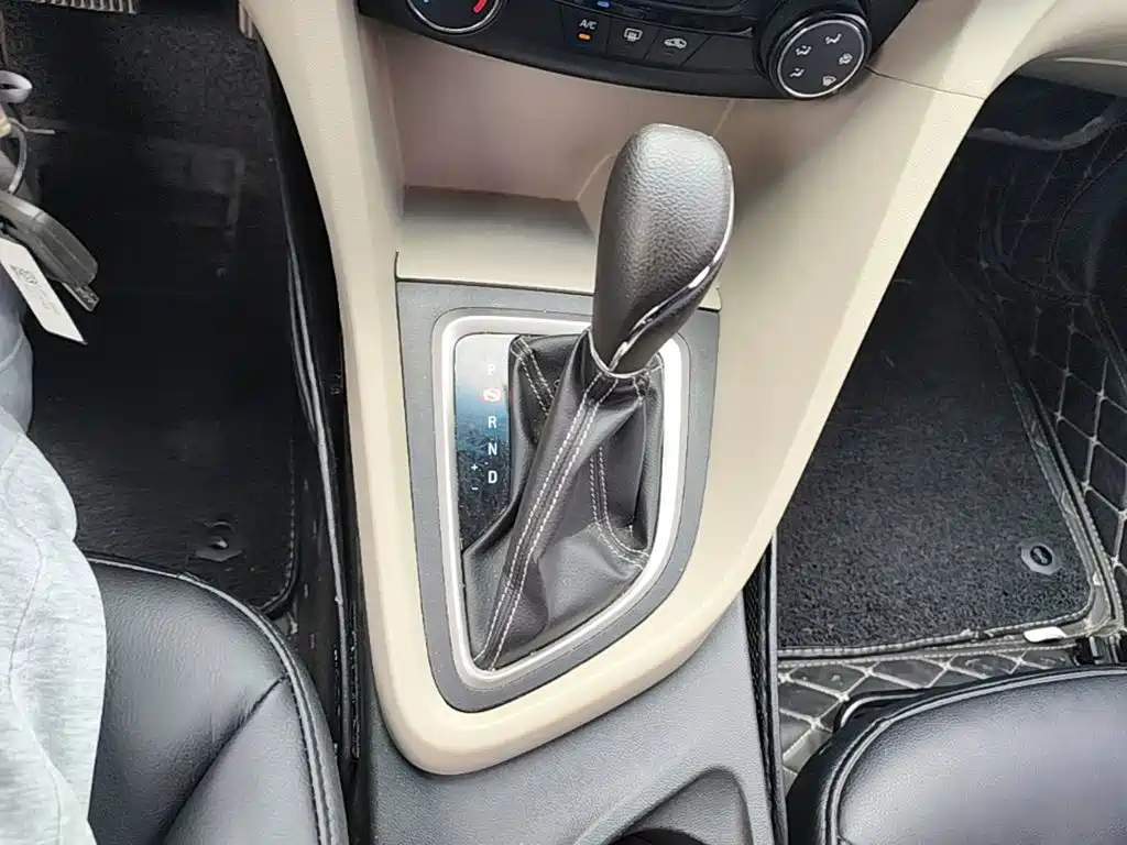 Buick Excelle — миниатюра 14