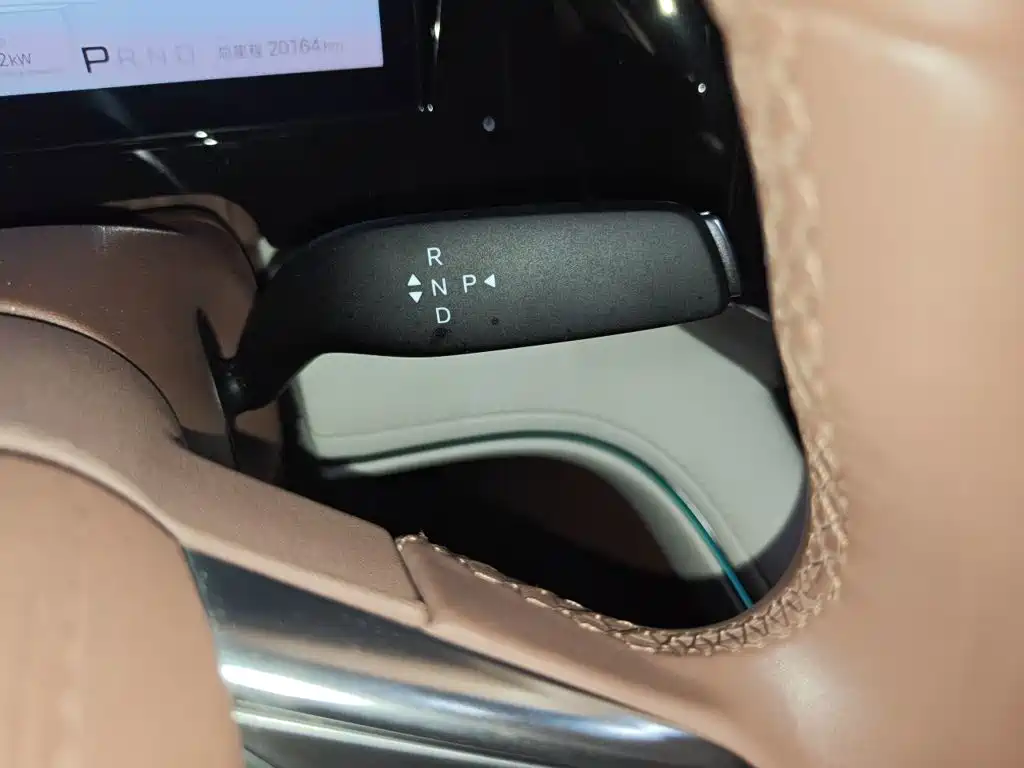 BYD Xia — миниатюра 15
