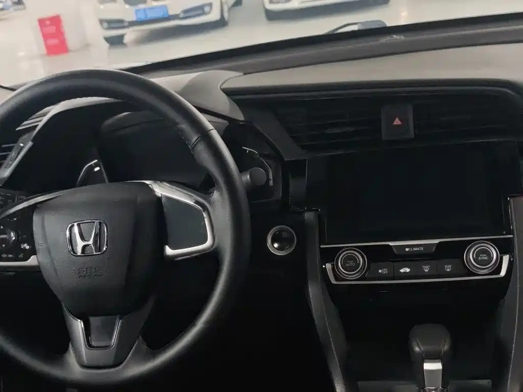 Honda Civic — миниатюра 14