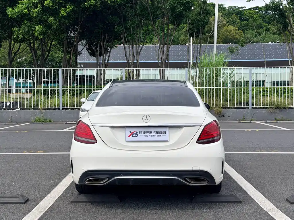 Mercedes-Benz C-Class — миниатюра 7