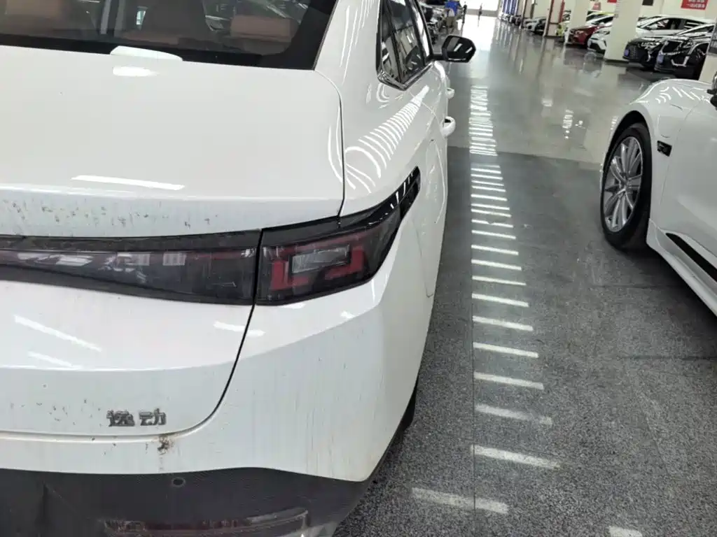 Changan Побег PHEV — миниатюра 8