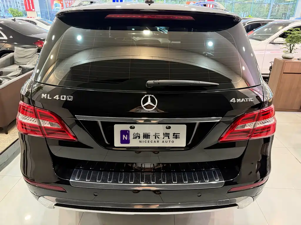 Mercedes-Benz M-Class — миниатюра 4