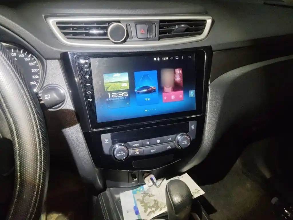 Nissan X-Trail — миниатюра 6