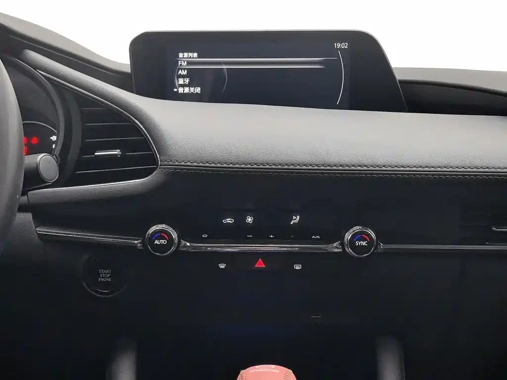 Mazda 3 Axela — миниатюра 12