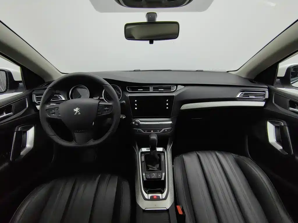 Peugeot 408 — миниатюра 5