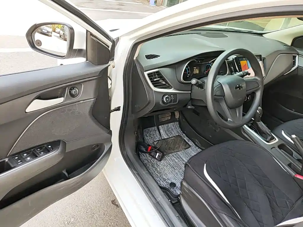 Chevrolet Cavalier — миниатюра 16