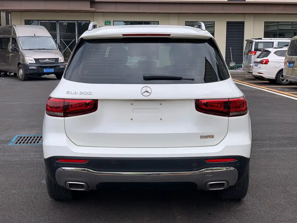 Mercedes-Benz GLB — миниатюра 5